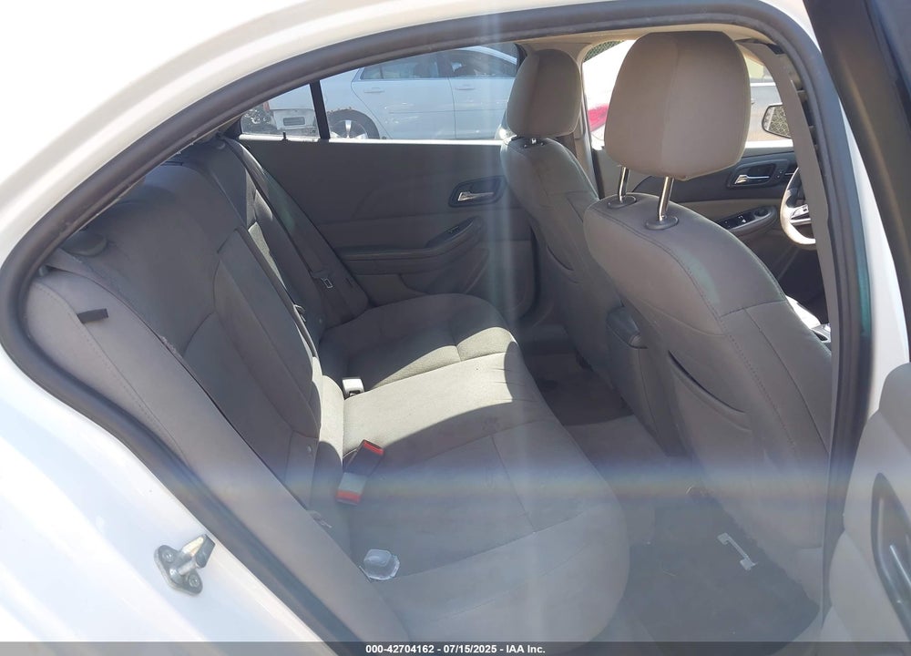 2015 CHEVROLET MALIBU VIN: 1G11B5SLXFF138128
