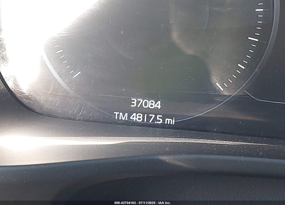 2020 VOLVO XC40 VIN: YV4162UM6L2265698