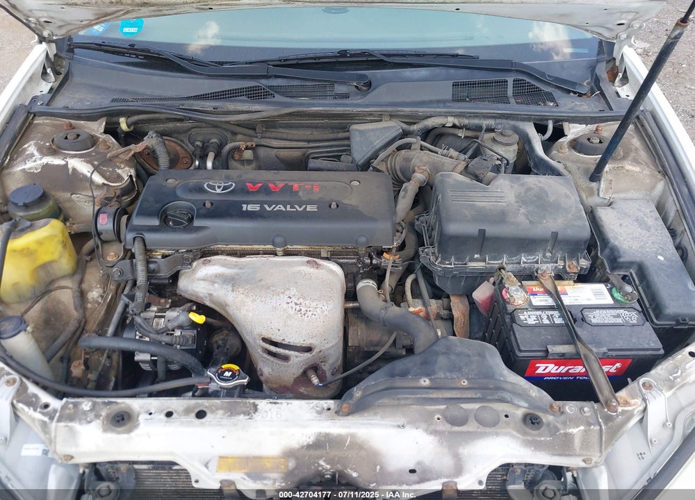2004 TOYOTA CAMRY LE VIN: JTDBE32K740284744