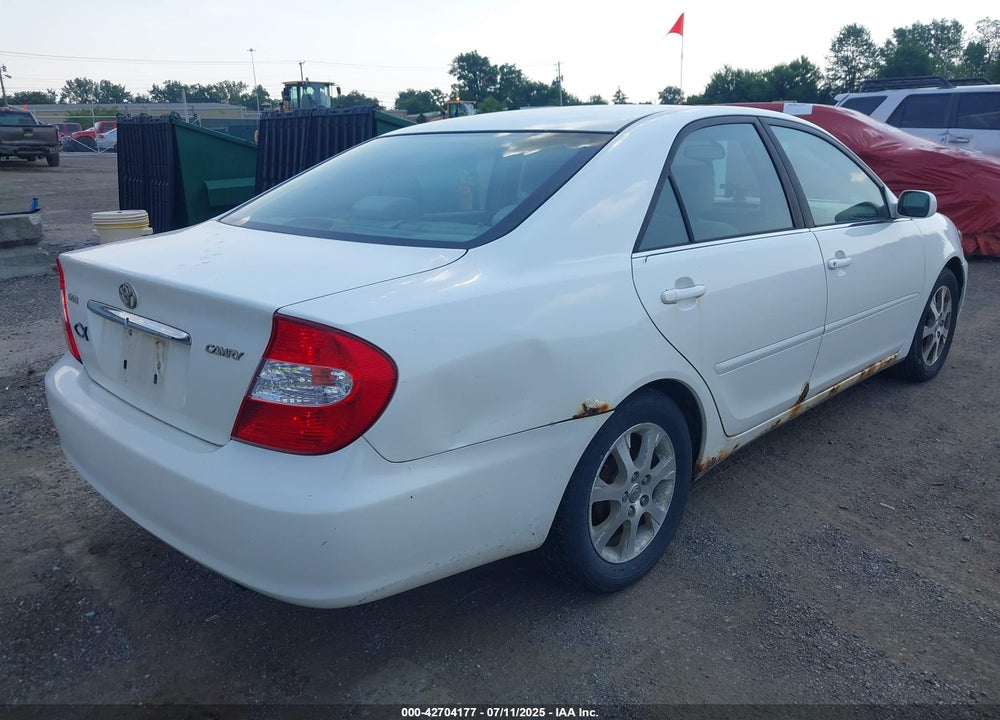 2004 TOYOTA CAMRY LE VIN: JTDBE32K740284744