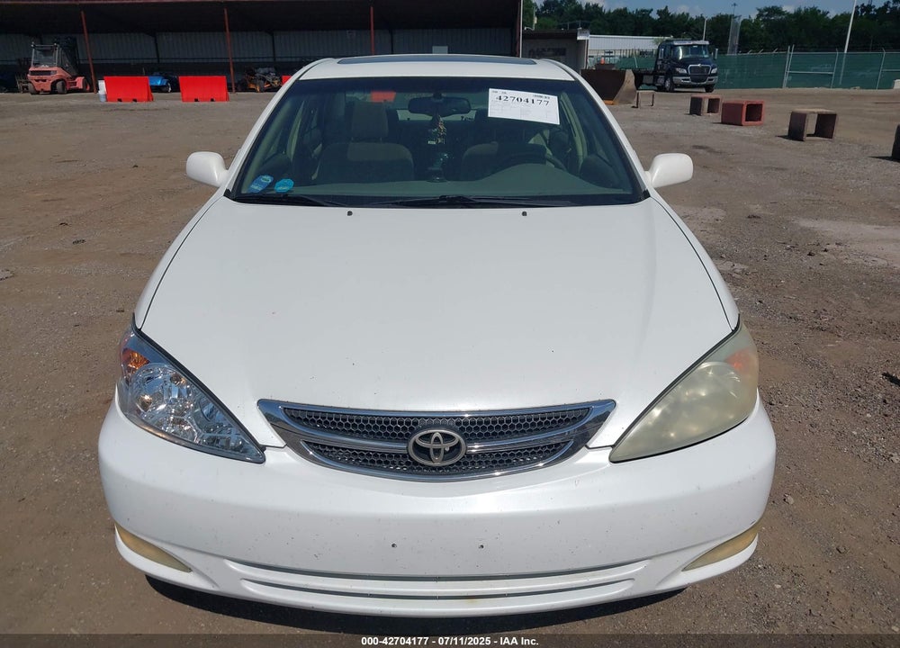 2004 TOYOTA CAMRY LE VIN: JTDBE32K740284744