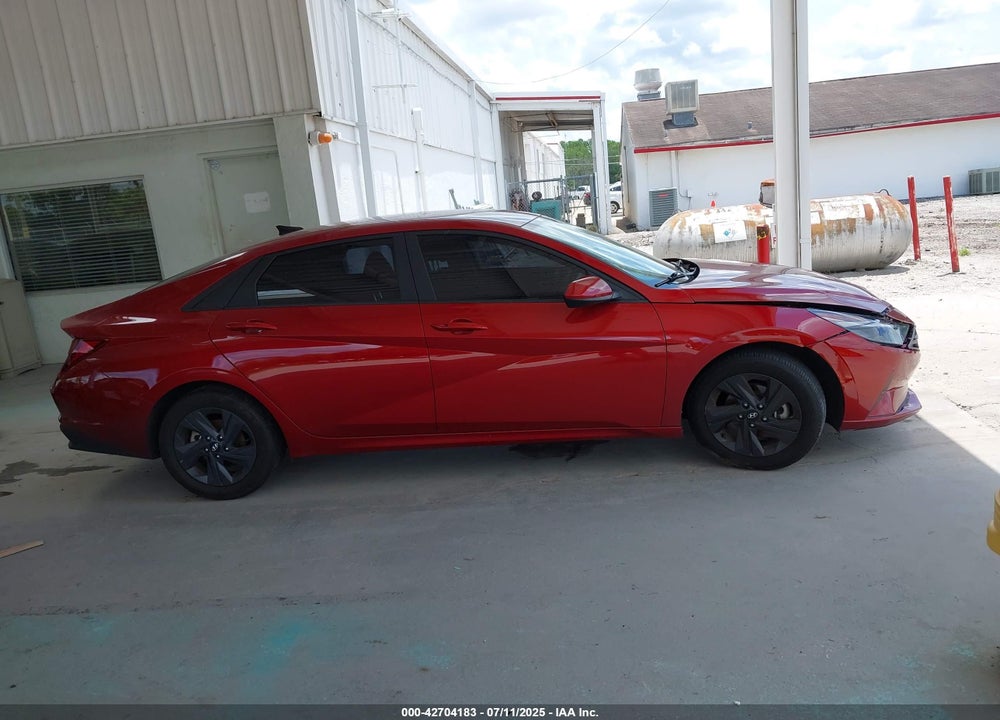 2023 HYUNDAI ELANTRA VIN: KMHLM4AG3PU622711