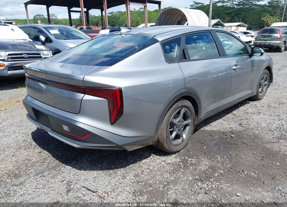 2025 KIA K4 VIN: 3KPFT4DE7SE026605