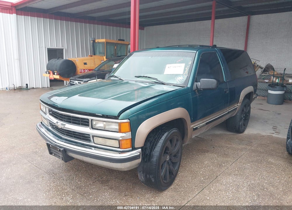 1996 CHEVROLET TAHOE K1500 VIN: 3GNEK18R9TG111405