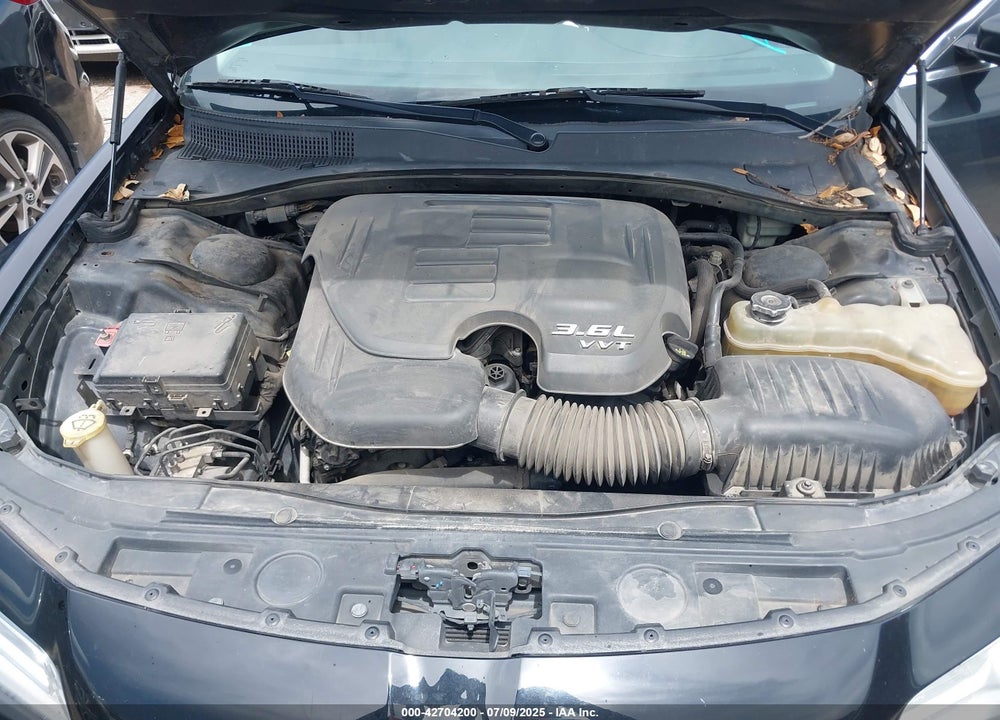 2015 CHRYSLER 300 VIN: 2C3CCAAG3FH868167