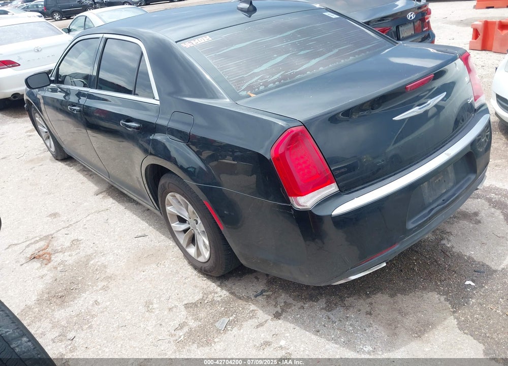 2015 CHRYSLER 300 VIN: 2C3CCAAG3FH868167