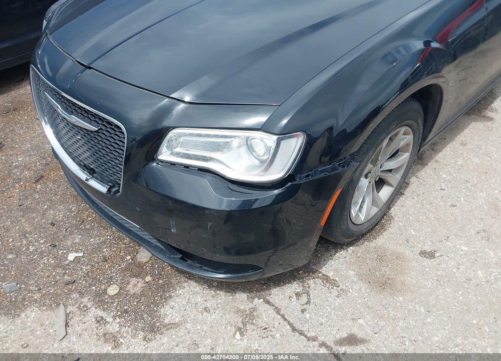 2015 CHRYSLER 300 VIN: 2C3CCAAG3FH868167