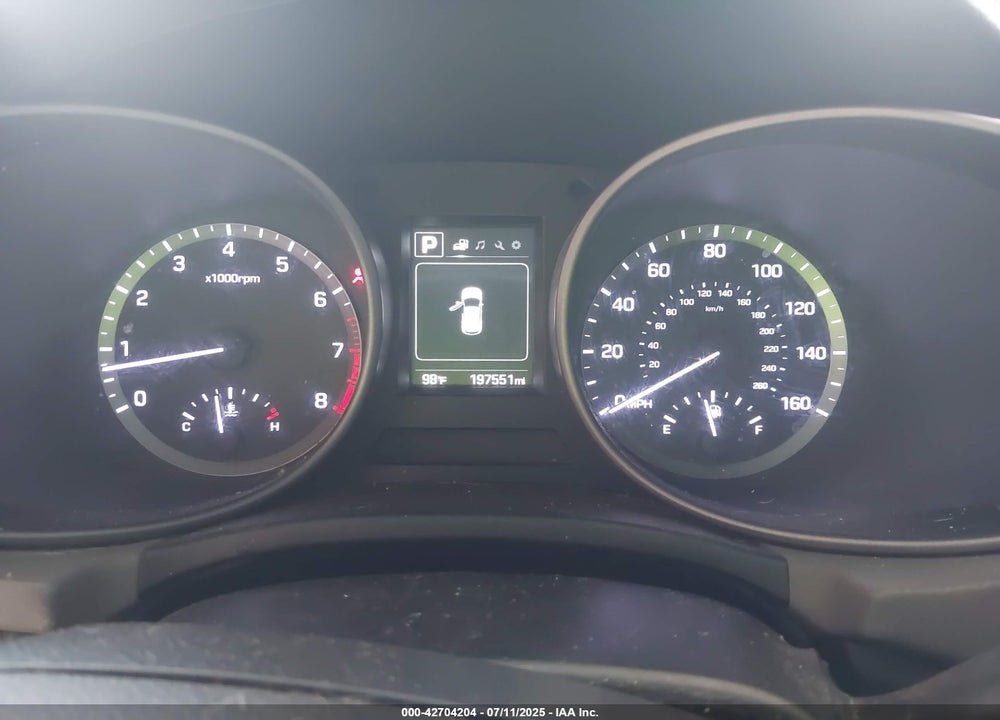 2018 HYUNDAI SANTA FE VIN: 5XYZTDLB4JG544130