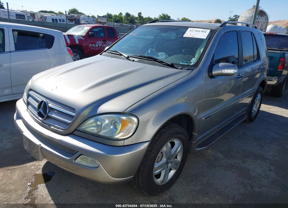 2005 MERCEDES-BENZ ML 500 VIN: 4JGAB75E15A542992