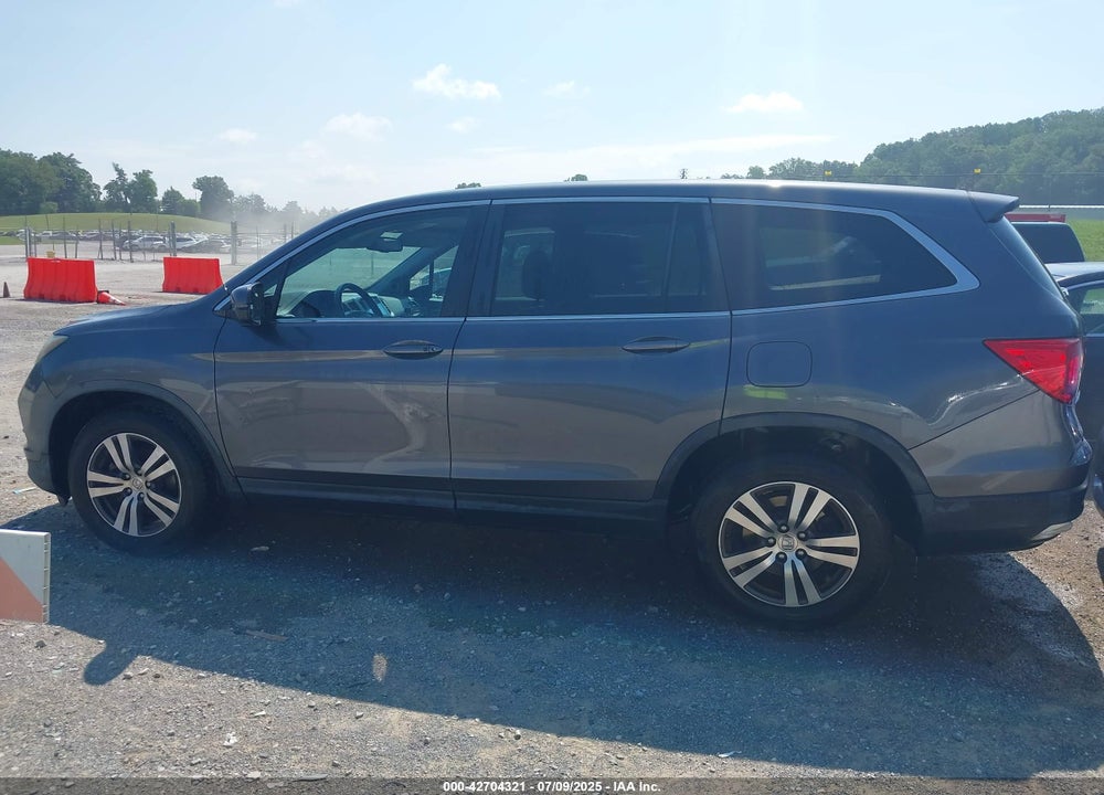2017 HONDA PILOT EX-L VIN: 5FNYF5H53HB005110