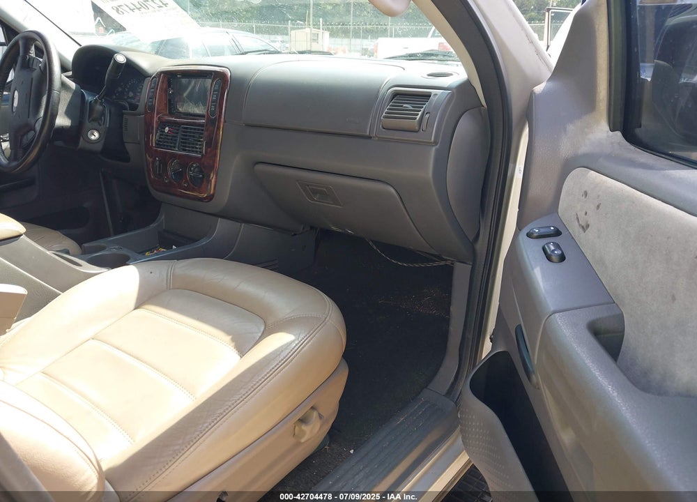 2005 FORD EXPLORER XLT/XLT SPORT VIN: 1FMZU73E35UB63135