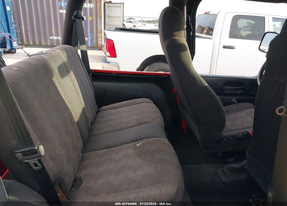 2003 JEEP WRANGLER SE VIN: 1J4FA29113P323655