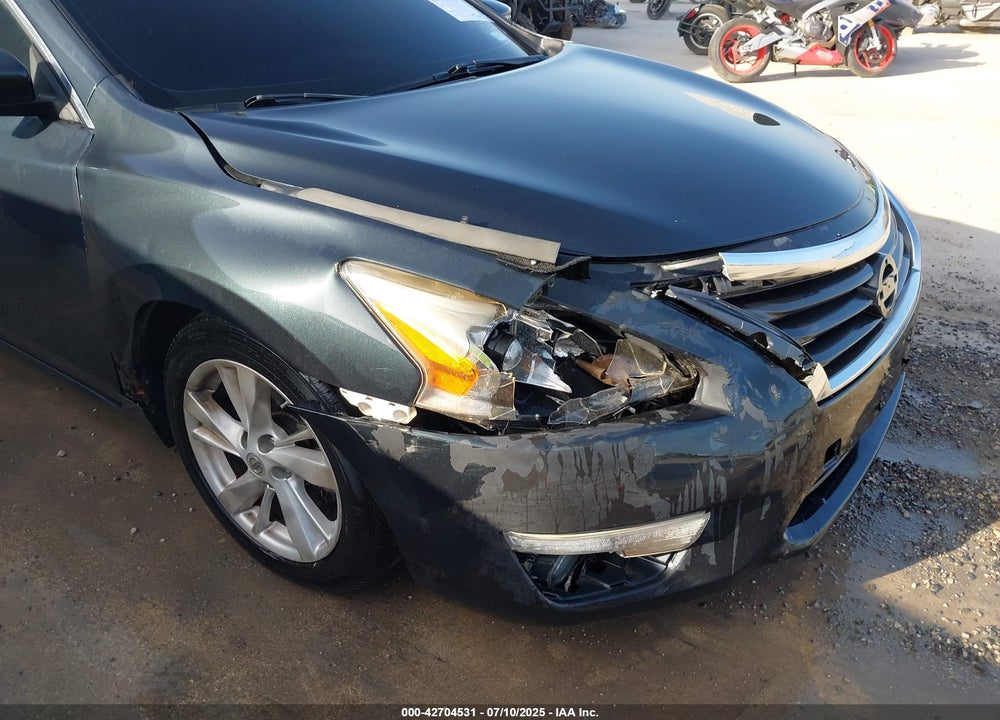 2013 NISSAN ALTIMA VIN: 1N4AL3AP1DN560536