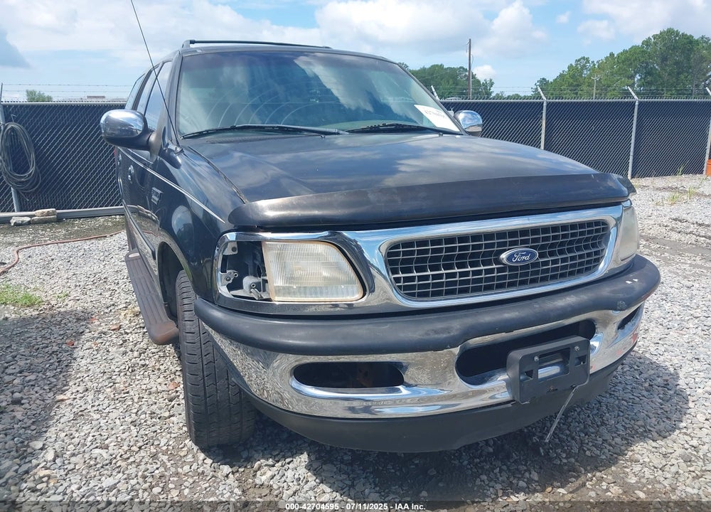 1998 FORD EXPEDITION VIN: 1FMRU176XWLB30950