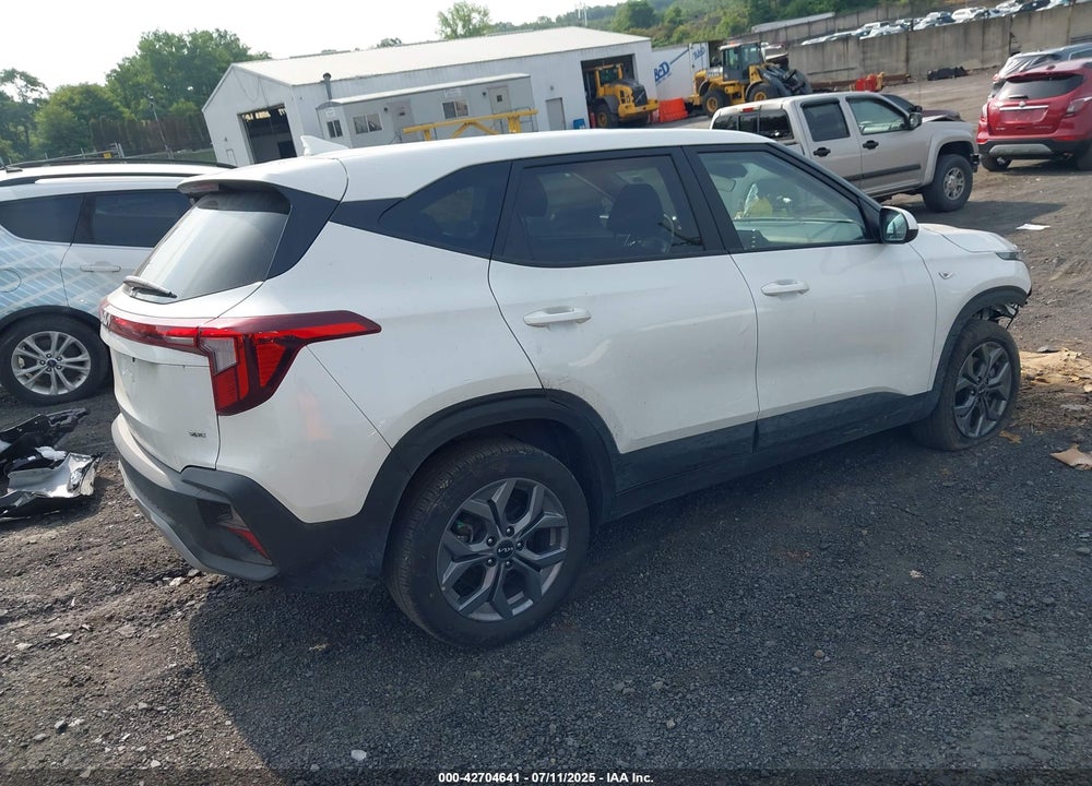 2025 KIA SELTOS VIN: KNDEPCAAXS7719812