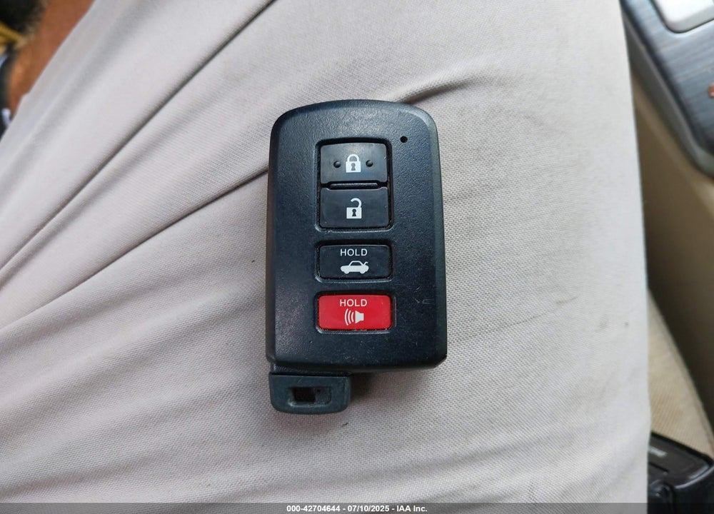 2014 TOYOTA CAMRY HYBRID VIN: 4T1BD1FK0EU109467