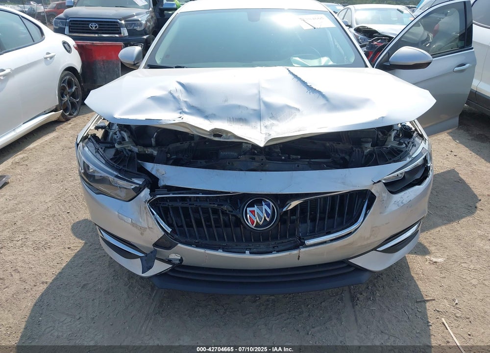 2018 BUICK REGAL SPORTBACK VIN: W04GL6SX5J1068898