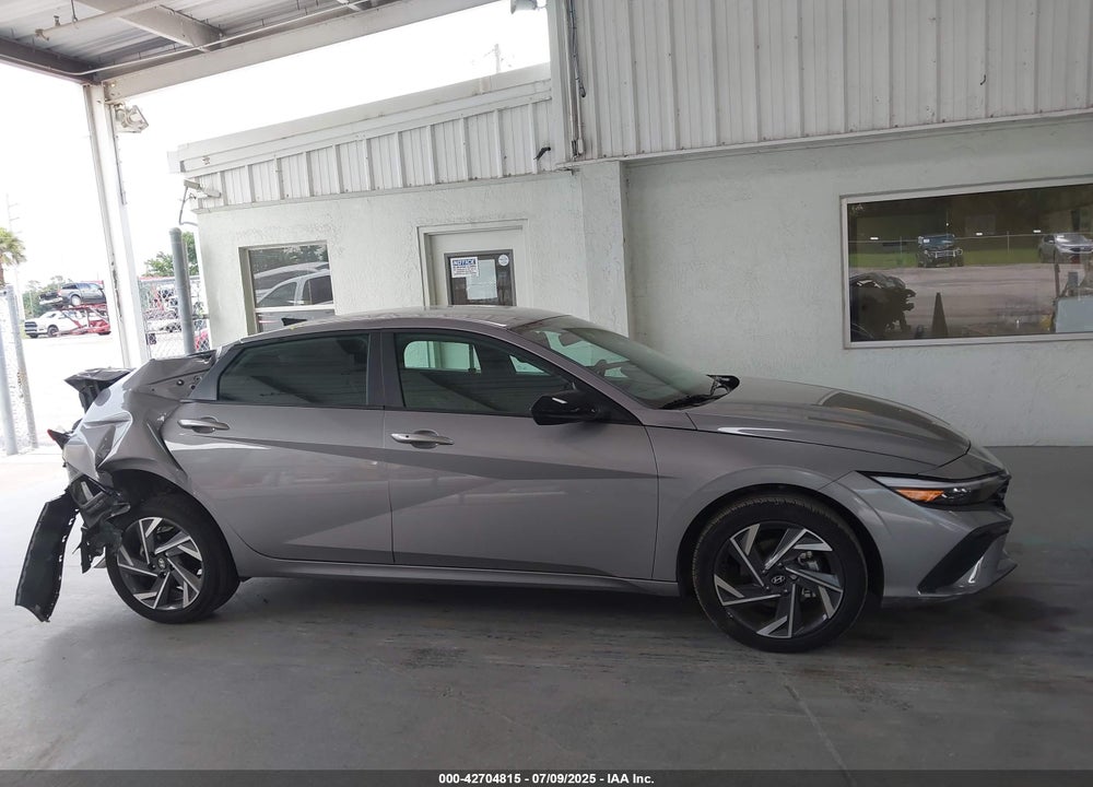 2025 HYUNDAI ELANTRA SEL SPORT VIN: KMHLM4DG3SU981397