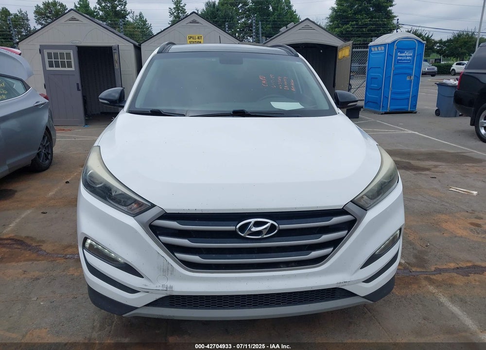2017 HYUNDAI TUCSON NIGHT VIN: KM8J33A26HU535024