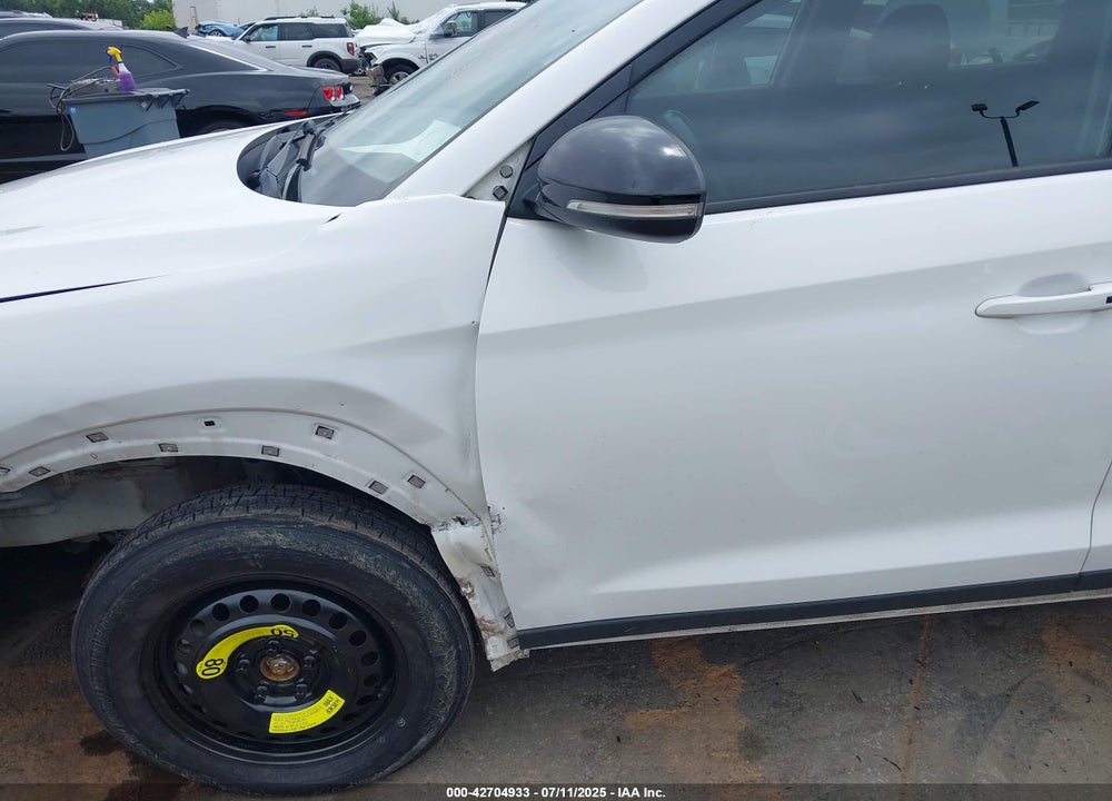 2017 HYUNDAI TUCSON NIGHT VIN: KM8J33A26HU535024