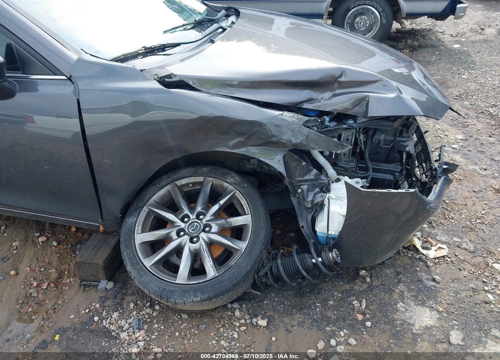 2018 MAZDA MAZDA3 VIN: 3MZBN1W38JM248252