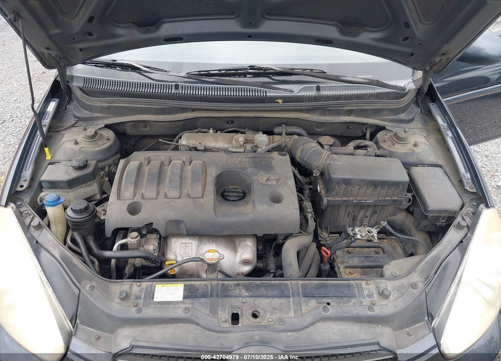 2009 HYUNDAI ACCENT VIN: KMHCN46C29U374442