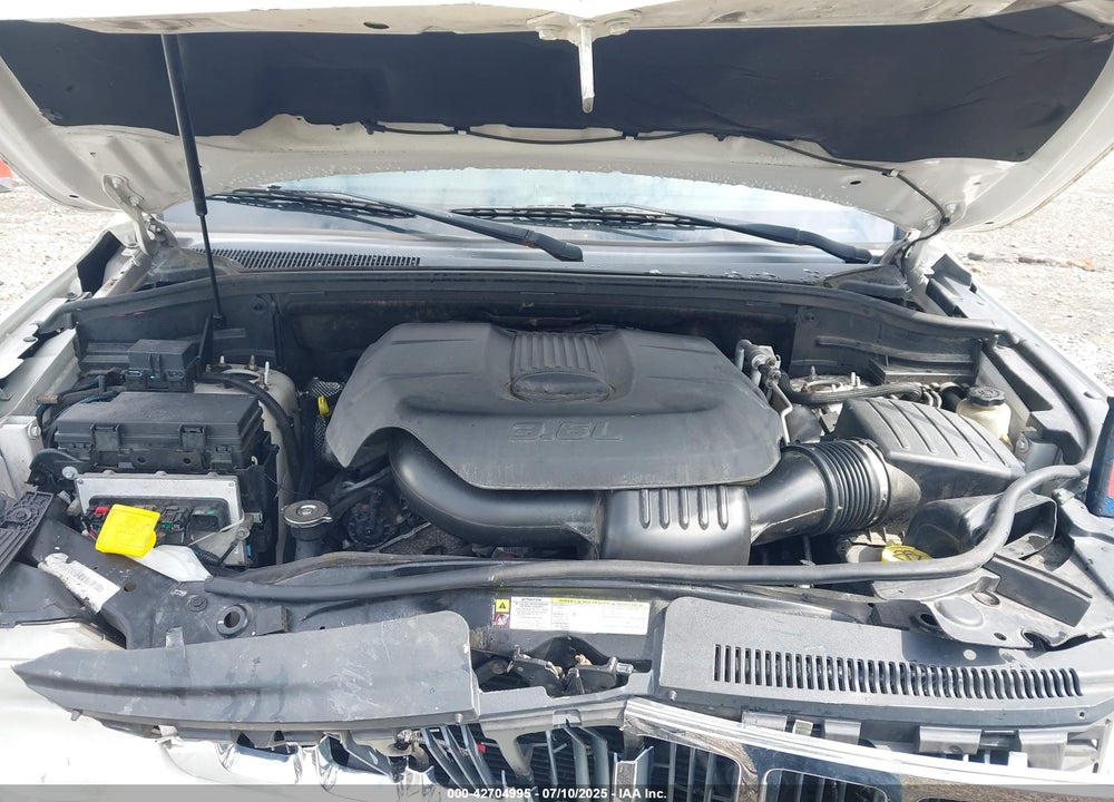 2011 JEEP GRAND CHEROKEE VIN: 1J4RR4GG7BC701007