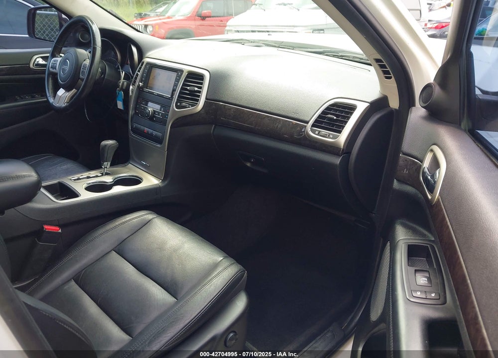 2011 JEEP GRAND CHEROKEE VIN: 1J4RR4GG7BC701007