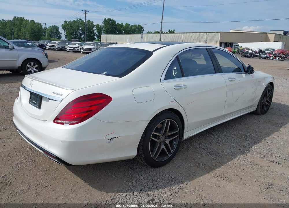 2016 MERCEDES-BENZ S CLASS VIN: WDDUG8FB6GA217017