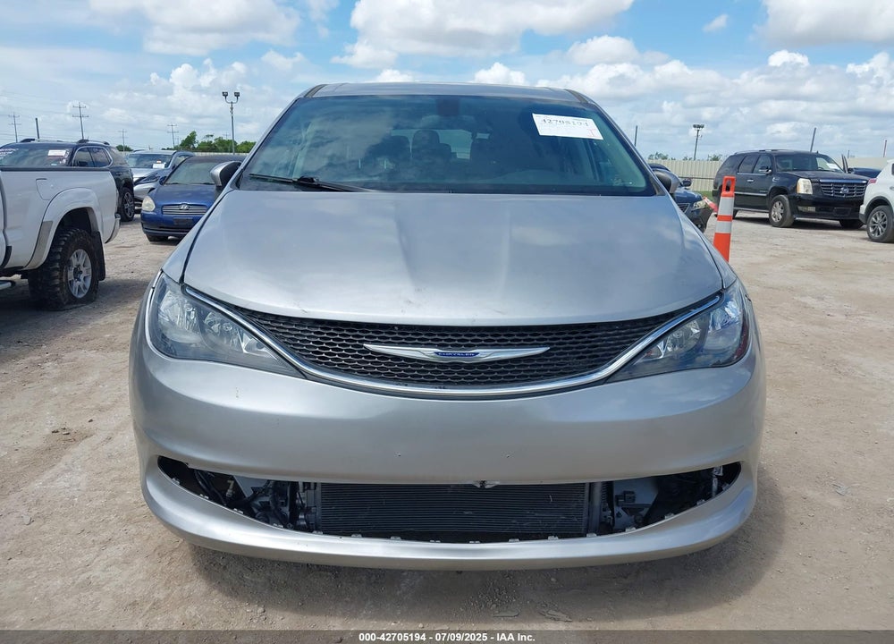 2020 CHRYSLER VOYAGER L VIN: 2C4RC1AG7LR243377