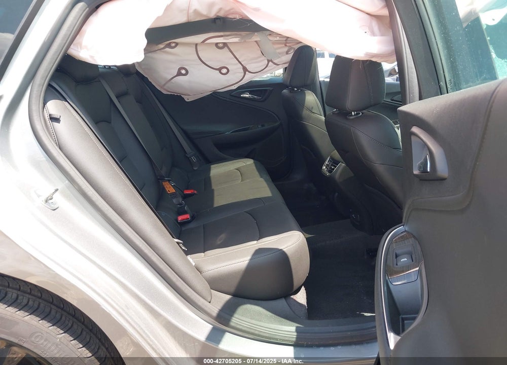 2025 CHEVROLET MALIBU VIN: 1G1ZE5ST1SF121173