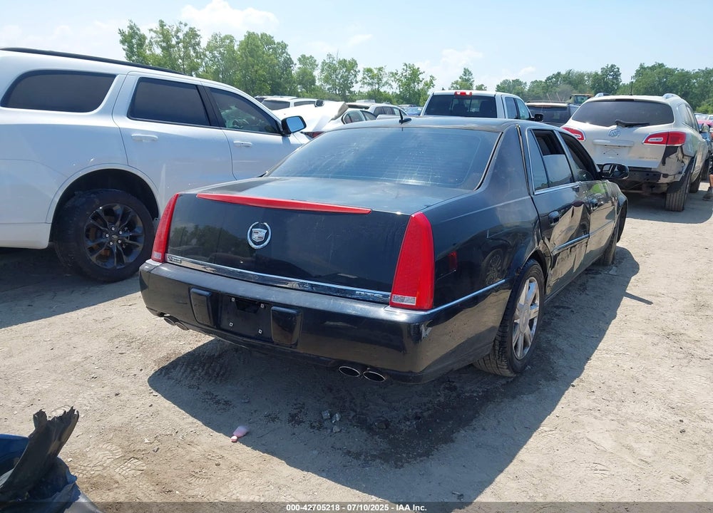 2008 CADILLAC DTS VIN: 1G6KD57Y08U100077