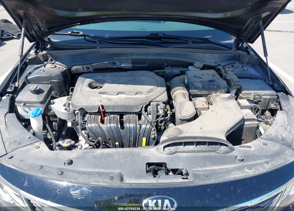2020 KIA OPTIMA VIN: 5XXGT4L31LG422820