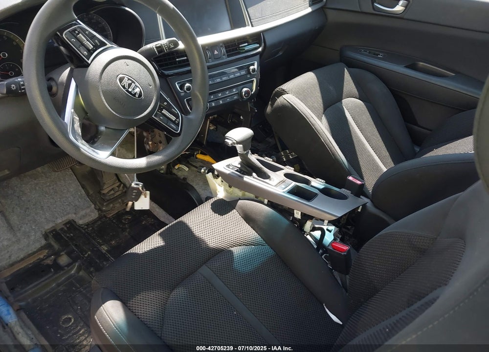 2020 KIA OPTIMA VIN: 5XXGT4L31LG422820