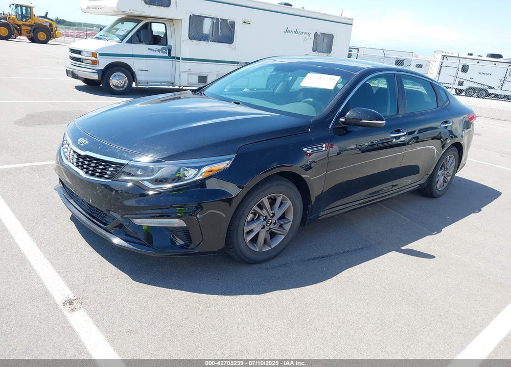 2020 KIA OPTIMA VIN: 5XXGT4L31LG422820