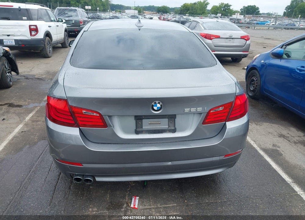 2011 BMW 5 SERIES VIN: WBAFR1C50BC743690