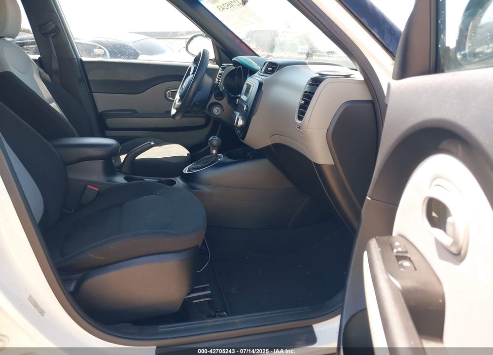 2014 KIA SOUL VIN: KNDJN2A27E7012159