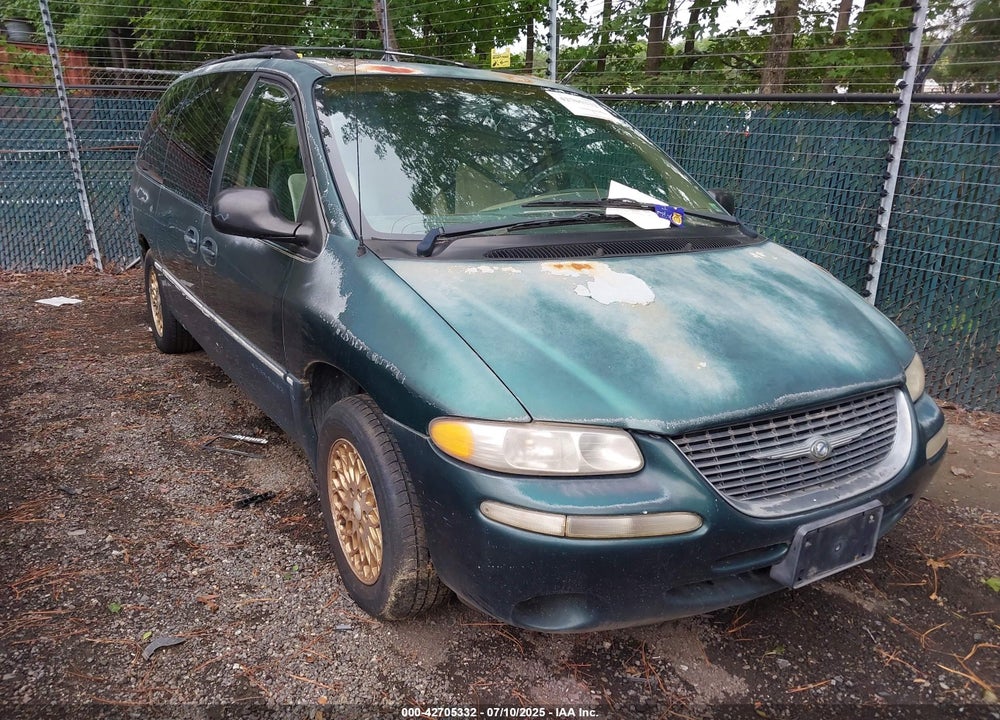 1998 CHRYSLER TOWN & COUNTRY LXI VIN: 1C4GP64L9WB665462
