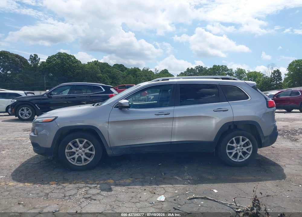 2016 JEEP CHEROKEE VIN: 1C4PJLCB1GW158137