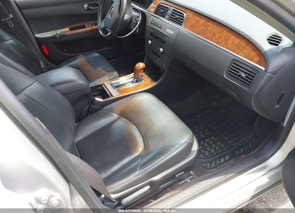 2005 BUICK LACROSSE CXS VIN: 2G4WE567351274748