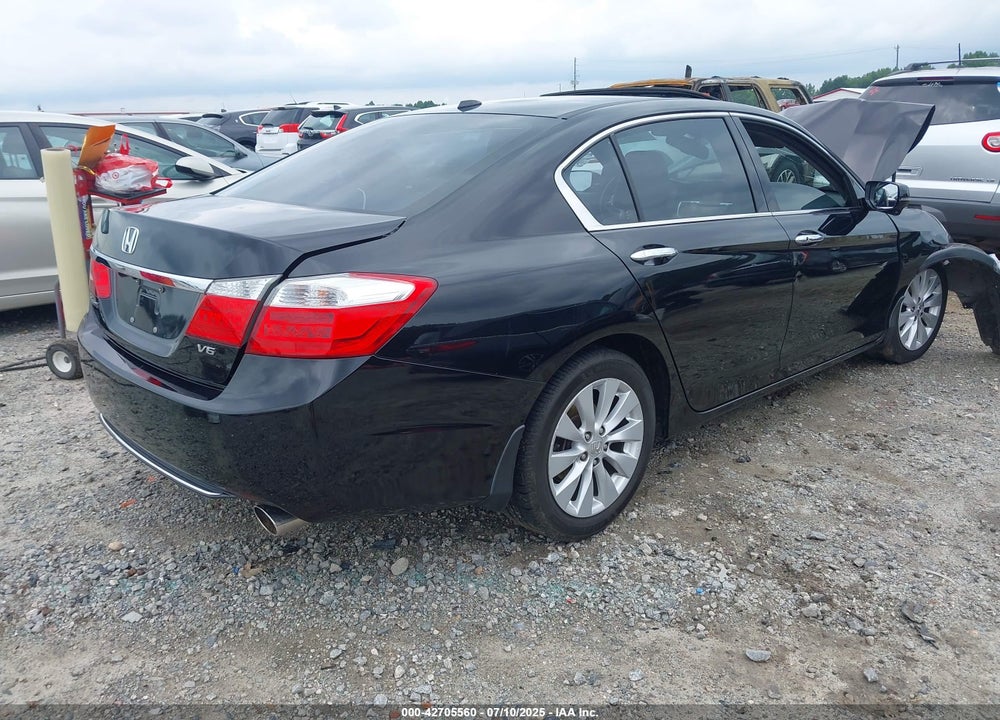 2015 HONDA ACCORD VIN: 1HGCR3F88FA019904