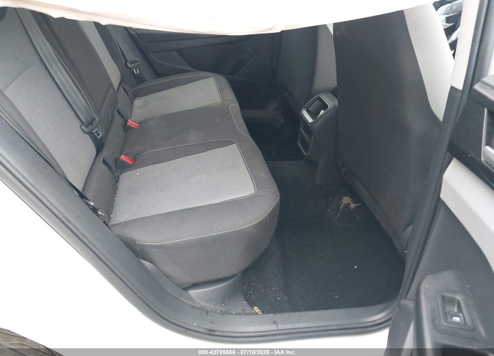 2022 VOLKSWAGEN TAOS VIN: 3VVCX7B28NM065426