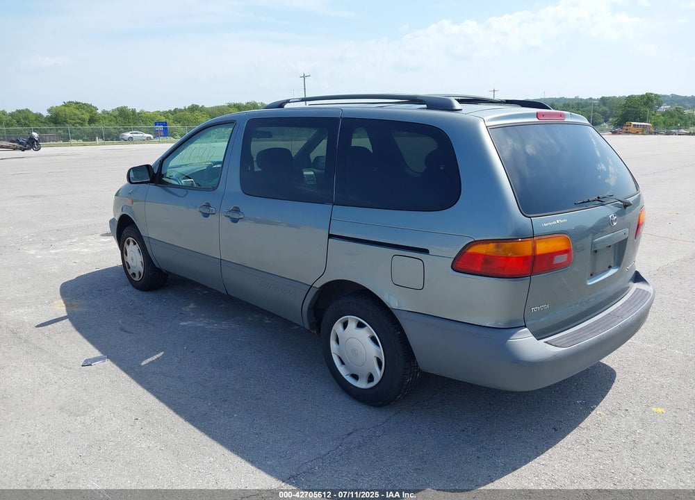 2000 TOYOTA SIENNA LE VIN: 4T3ZF13C4YU211145
