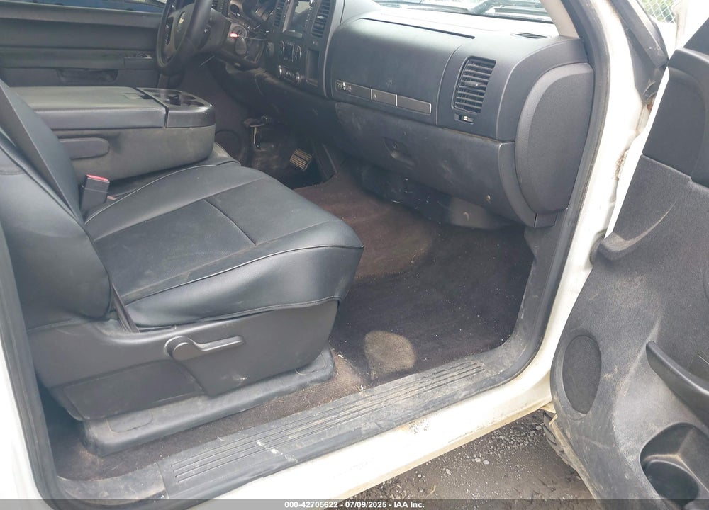 2013 CHEVROLET SILVERADO 1500 VIN: 3GCPKSE7XDG217373