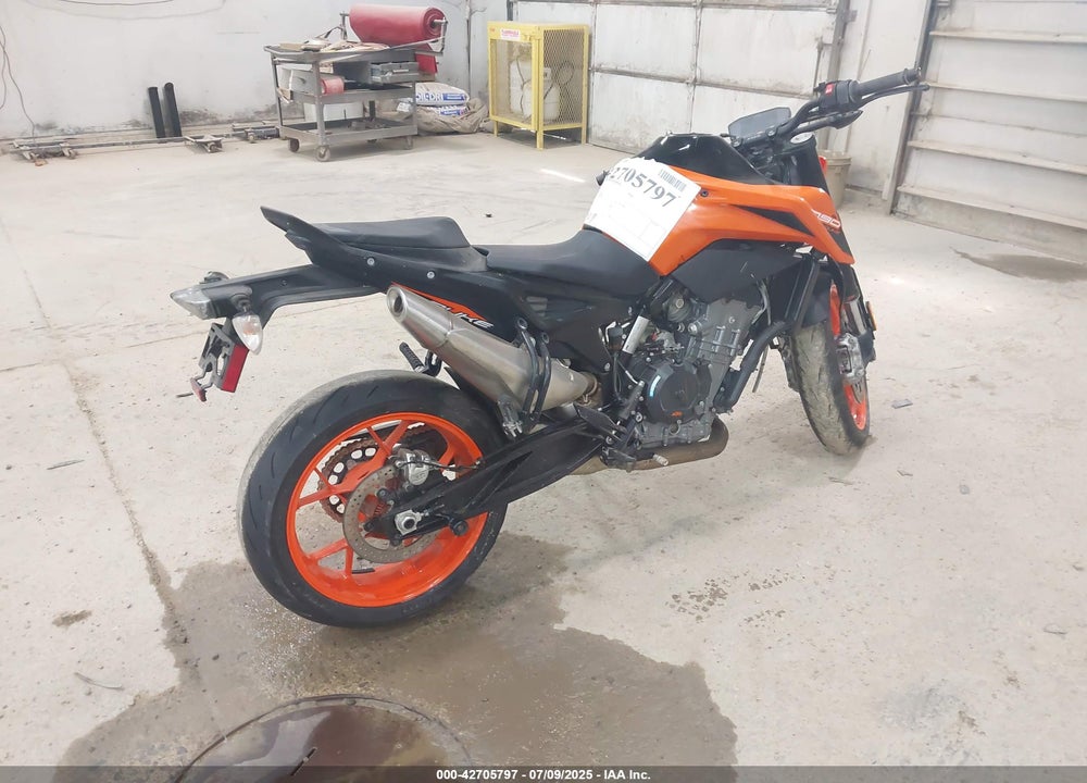 2020 KTM 790 DUKE VIN: VBKTU6406LM775462