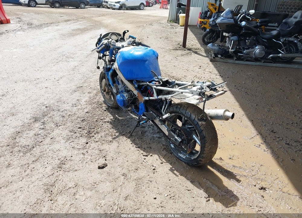 1992 HONDA CBR600 F2 VIN: JH2PC2500NM101976