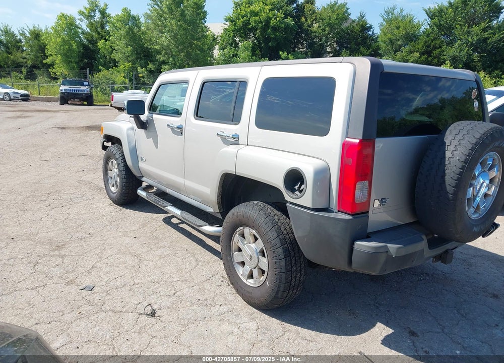 2006 HUMMER H3 SUV VIN: 5GTDN136X68299380