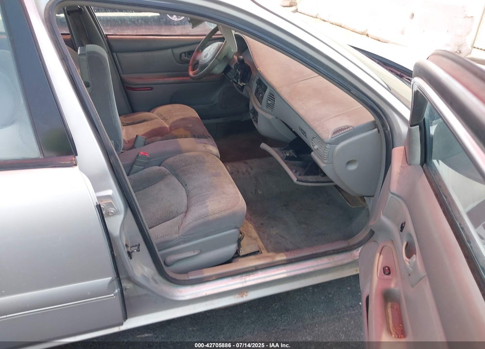 2001 BUICK CENTURY CUSTOM VIN: 2G4WS52J611243983