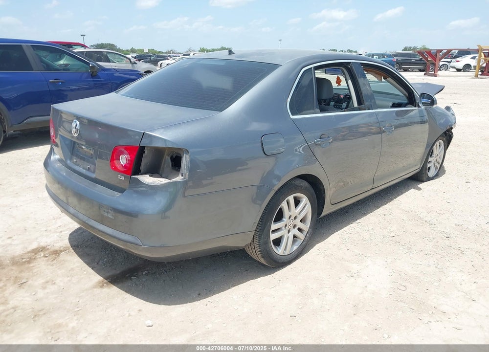 2007 VOLKSWAGEN JETTA WOLFSBURG EDITION VIN: 3VWEF71K07M144617