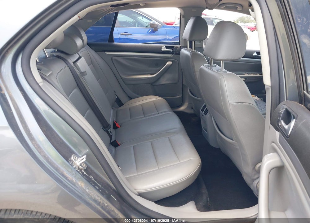 2007 VOLKSWAGEN JETTA WOLFSBURG EDITION VIN: 3VWEF71K07M144617